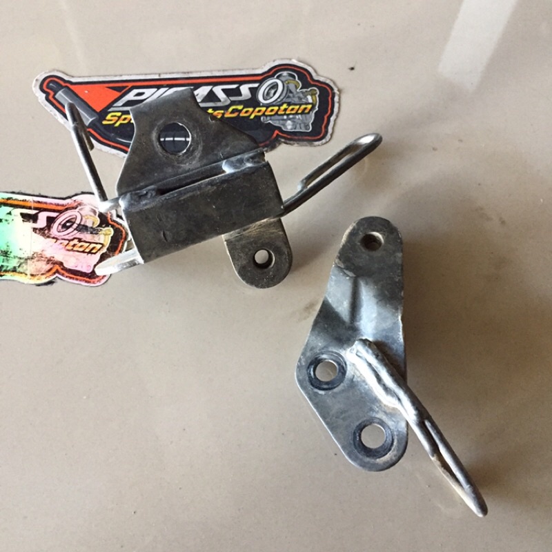 Breket fairing bawah Ninja RR new original copotan