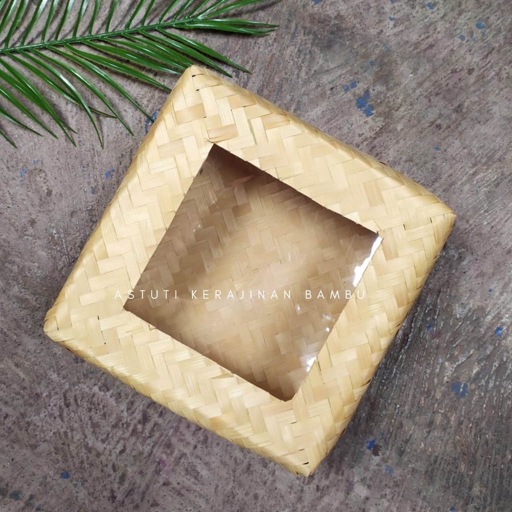 Besek Mika Natural 22 x 22 x 8 cm/Besek Mika Natural/Besek Natural/Besek Bermika