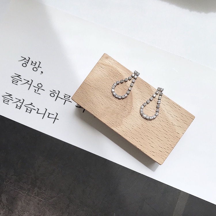 Sterling silver jarum Korea hollow air tetes anting-anting sederhana semua yang sesuai dengan pendek
