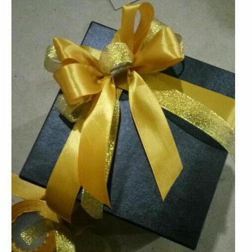 

Flower Box Bloom Persegi /Gift Box Kotak Kado / Box Bunga/ Kotak Hadiah 15x15 t15cm.