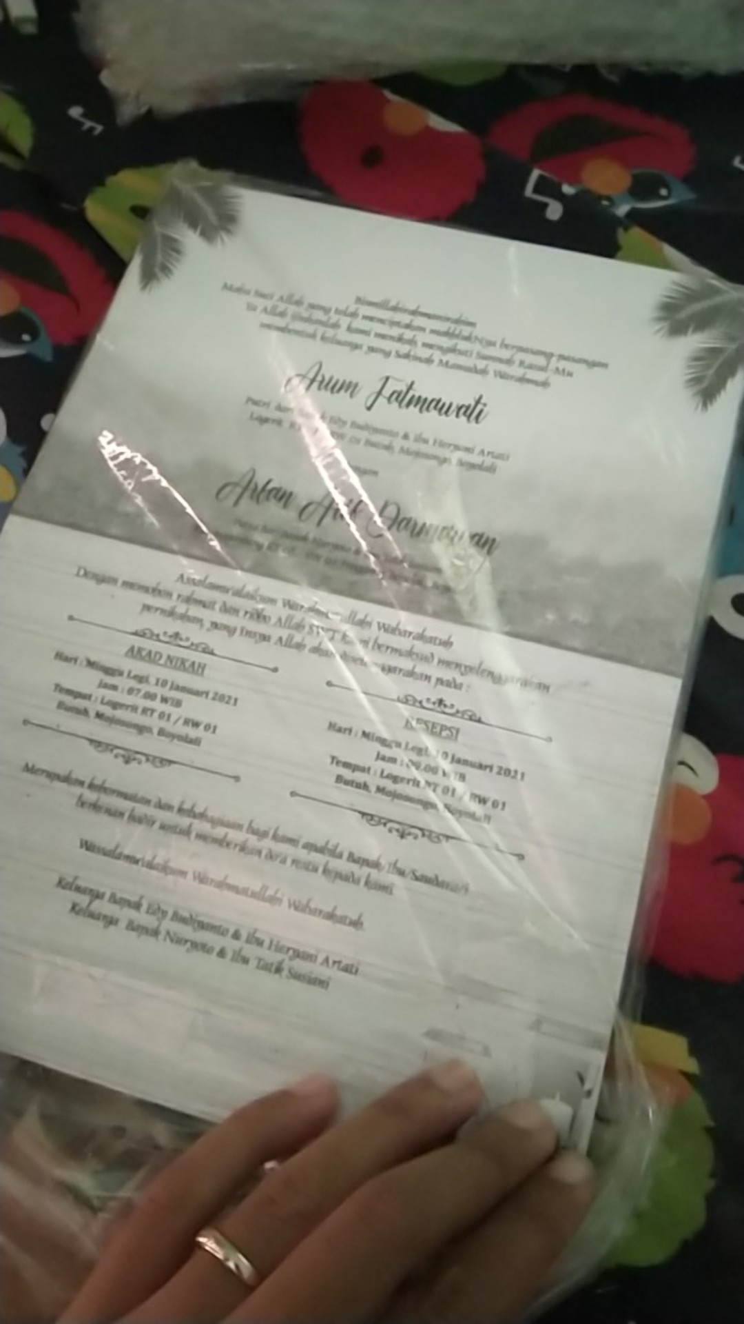 Plastik Undangan 1 Pack Isi 100. Plastik Berkualitas. Bahan Tebal Dan Tidak Mudah Sobek.