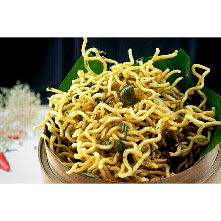 

(160gr) MIE KERING KRIUK | KREMES varian BAWANG DAUN JERUK ORIGINAL