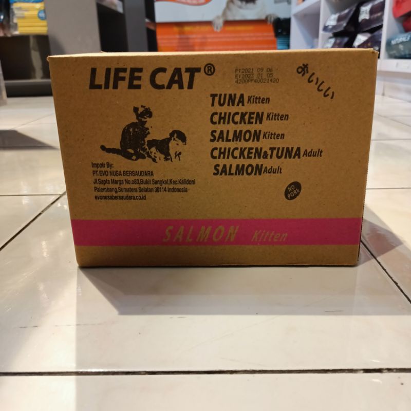 Life Cat Dus Isi 24 / Life cat Makanan Basah Kucing Dus isi 24