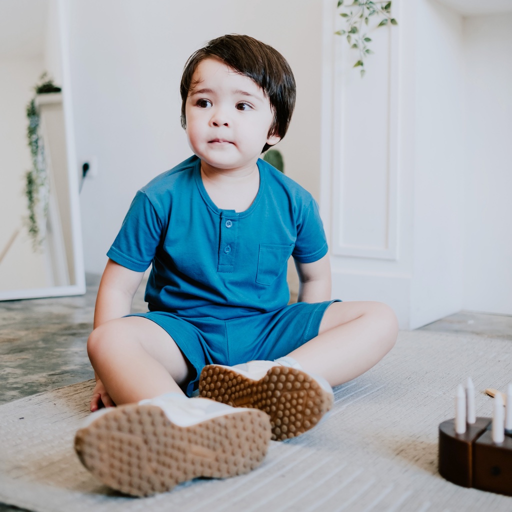 OliverKids Setelan Anak 1-5 Tahun Setelan Kiano Pocket Anak Celana Jogger Dan Baju Anak Polos Katun Combed One Set Henley Tee Setelan Pantai Anak-4