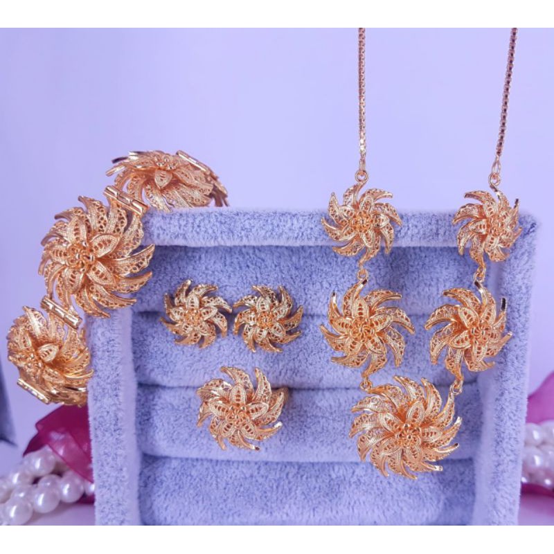 perhiasan set kendari kipas