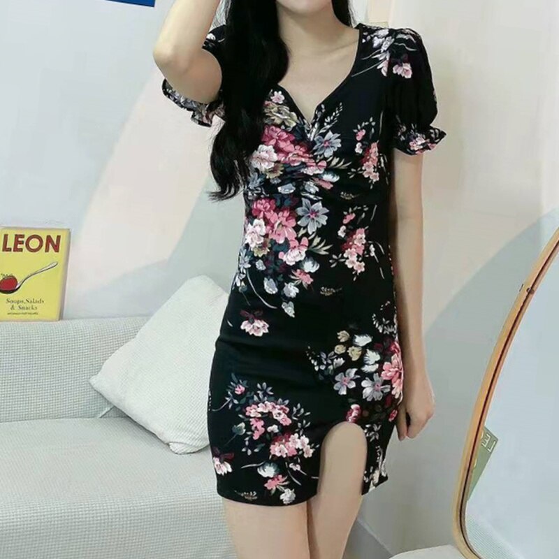 Musim Panas Lengan Pendek Dicetak Floral Celah Dress Mini Elastis Bodycon Gaun Seksi