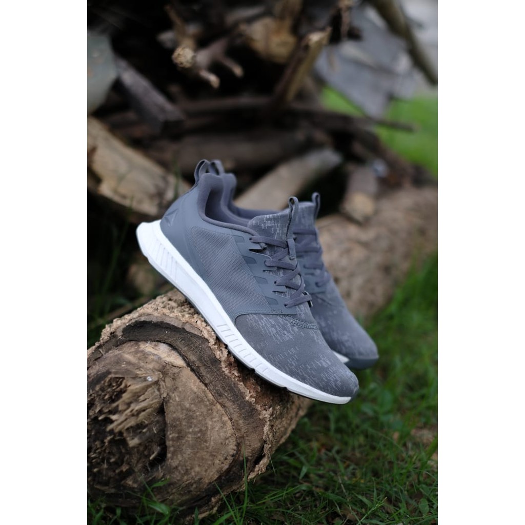 Sepatu Original Reebok Running Grey white