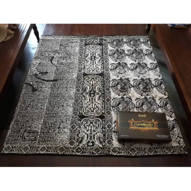 SARUNG BATIK SEMBODO COKRAH ISTIMEWA