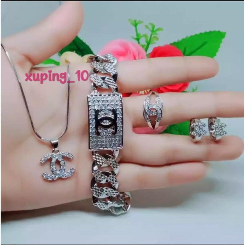 Set Perhiasan Wanita Dewasa Silver Mata Motif Chanel Xuping