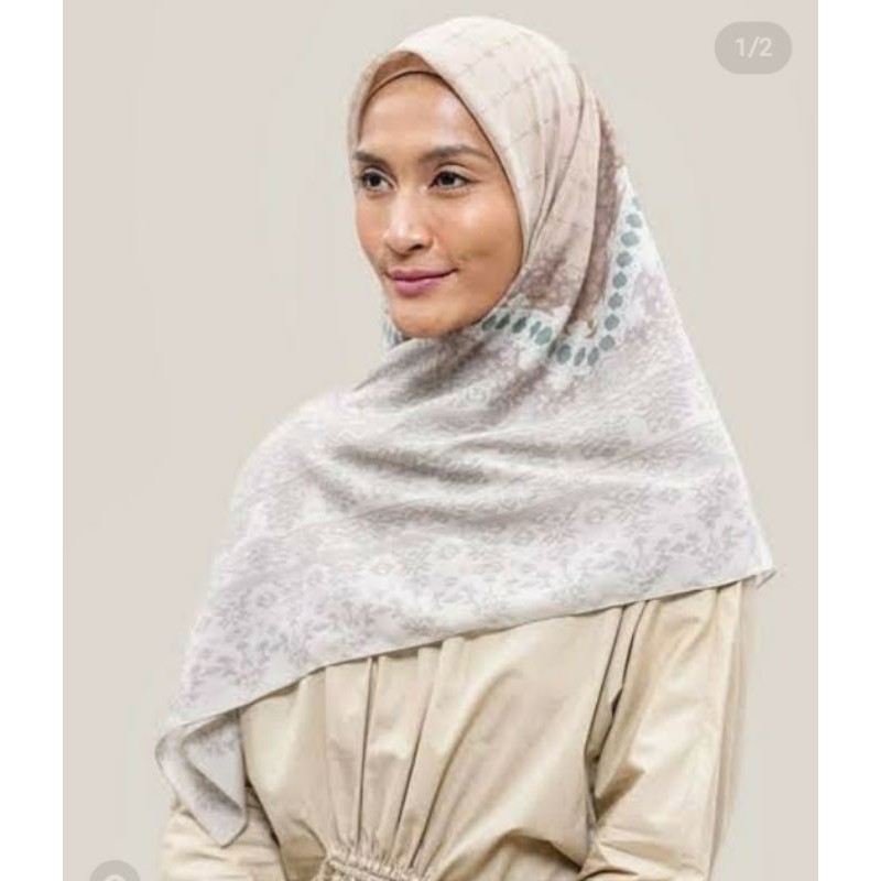 Preloved Pasaman Scarf ria miranda