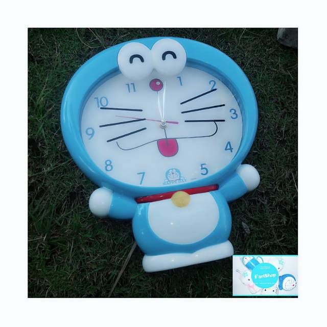 Jam dinding doraemon full body murah