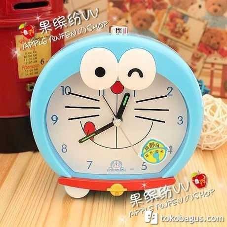 Jam Beker Weker Doraemon Hello Kitty Mickey Mouse / Ada 2 Suara Alarm