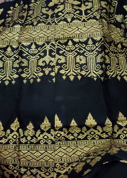Kemeja Batik Semi Sutra Silky Premium Puring Istimewa