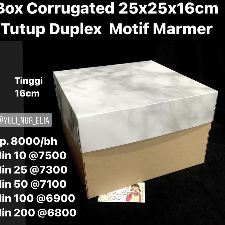 

Semarak! Box Corrugated 25x25x16cm Tutup Motif Marmer