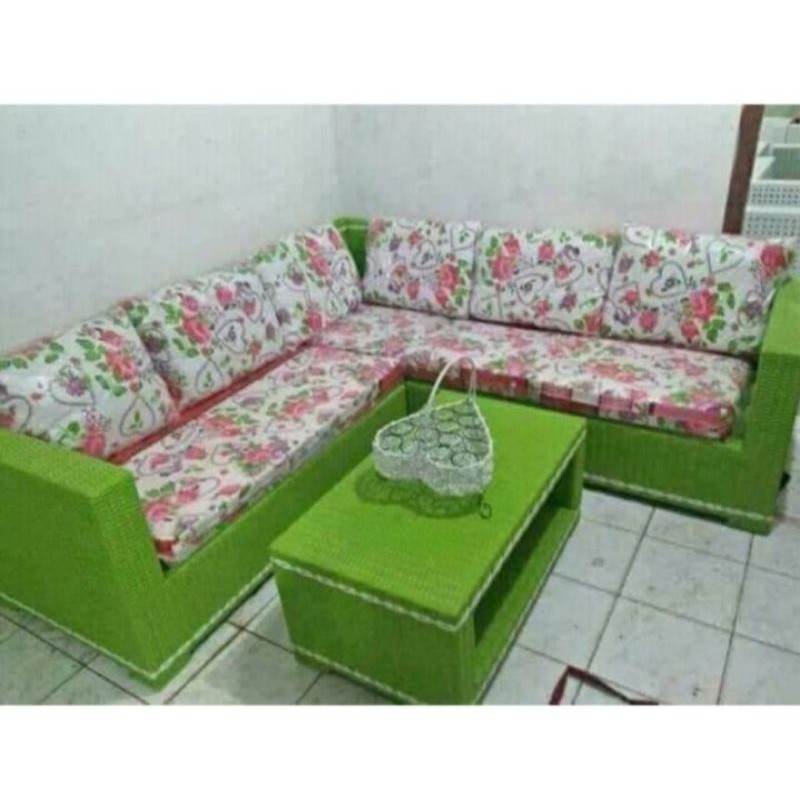 sofa L sudut rotan sintetis