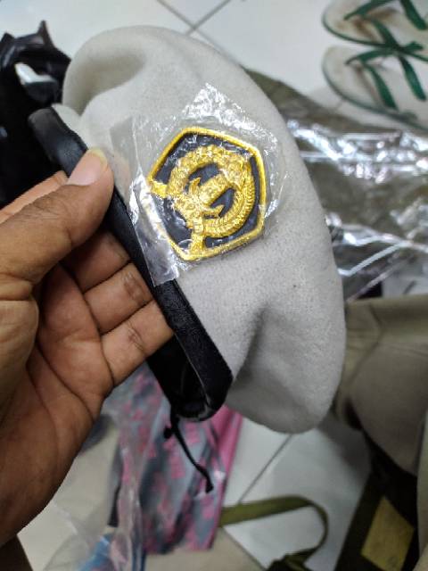 BARET FKPPI DAN EMBLEM