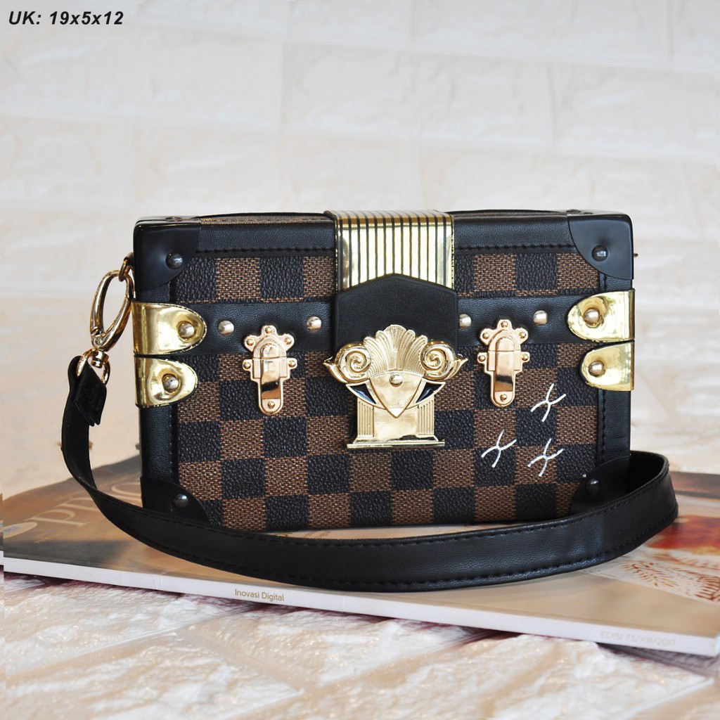 TAS CLUCTH LOUIS VUITTON NEW PETITE MALLE 301-1