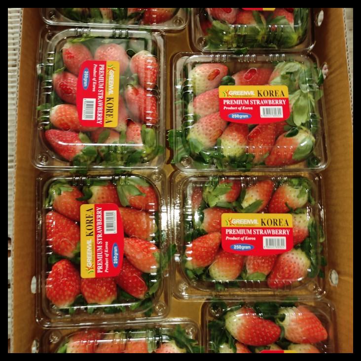 

Strawberry Asli Korea Manis