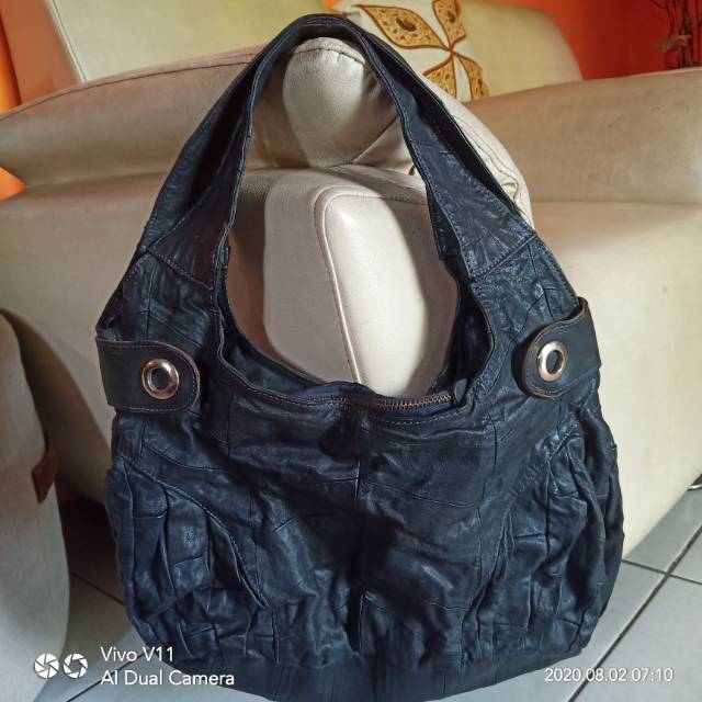 Tas preloved hobo hitam