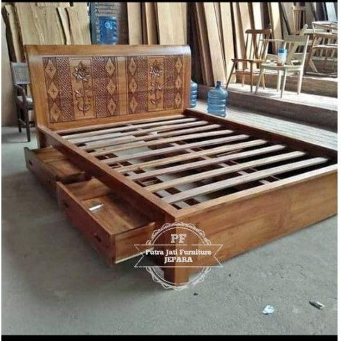 Tempat Tidur/ Dipan kayu jati + laci ukuran 180cm