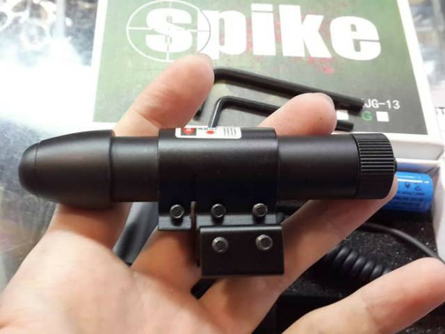 Laser Scope Merah Spike