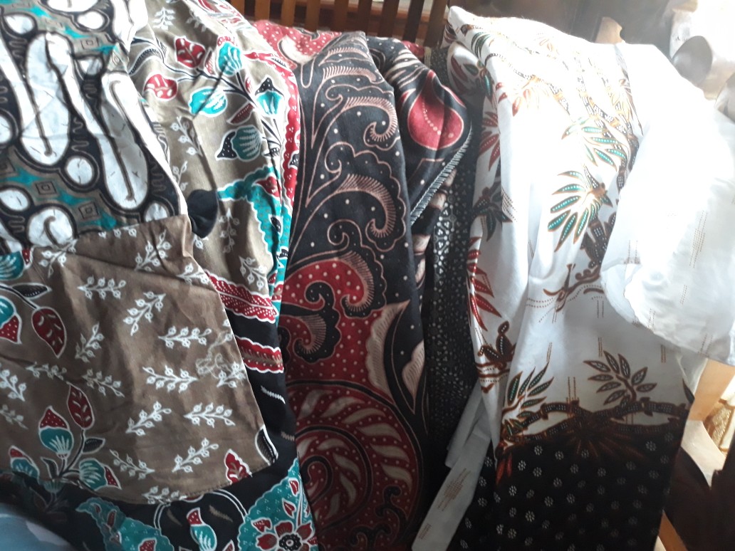 Atasan Batik Dolby Dolbi Dobby Doby Tenun Sutra Tulis Halus Katun Atbm Baron ,sarombit Atasan