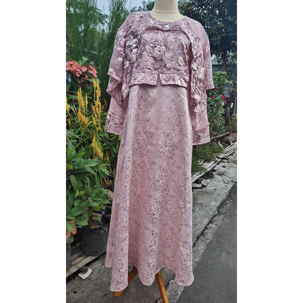 Gamis Pesta Bahan Jaguar