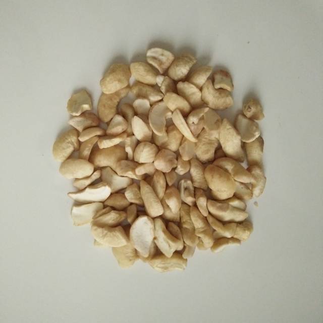 

Cashew Nuts - LWP (Mete Mentah Pecah 4-6)