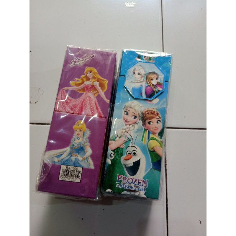 

KOTAK PENCIL BERTINGKAT KANCING MAGNET MULTIFUNGSI