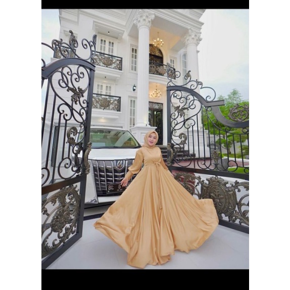 dress hagia shellasaukia