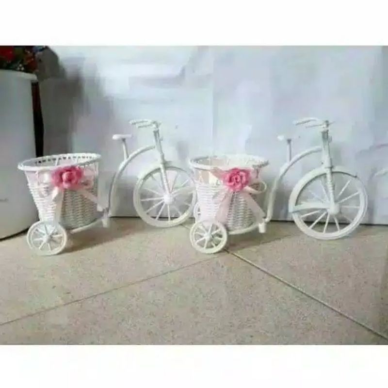 Vas Sepeda Rotan Besar/ Vas tanpa Bunga/ Vas Motif Rotan Sintetis