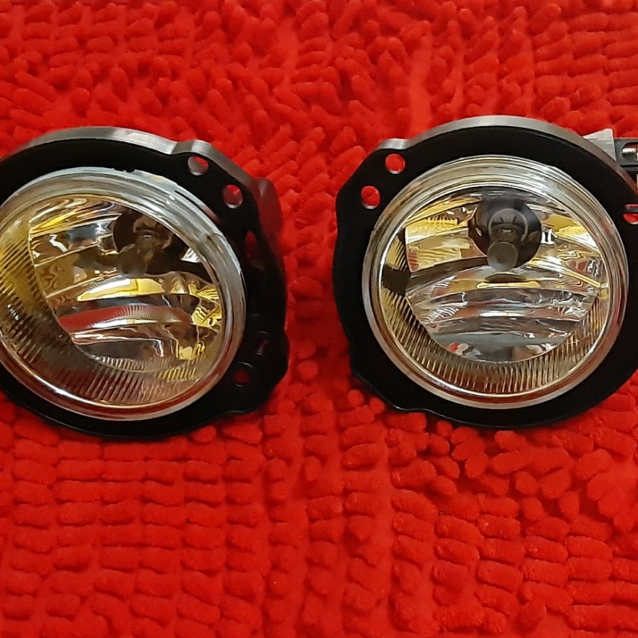 Lampu Kabut Foglamp Daihatsu Sigra Lengkap Dengan Bohlampnya Bohlam