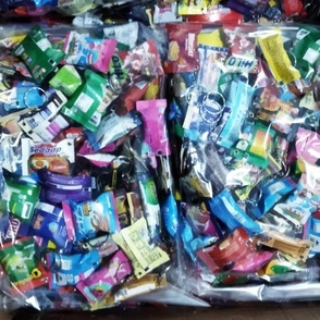 1 Paket Gantungan kunci Motif SNACK Isi 100 pcs 50 pcs 30 pcs / Souvenir Pernikahan Viral Kekinian Murah