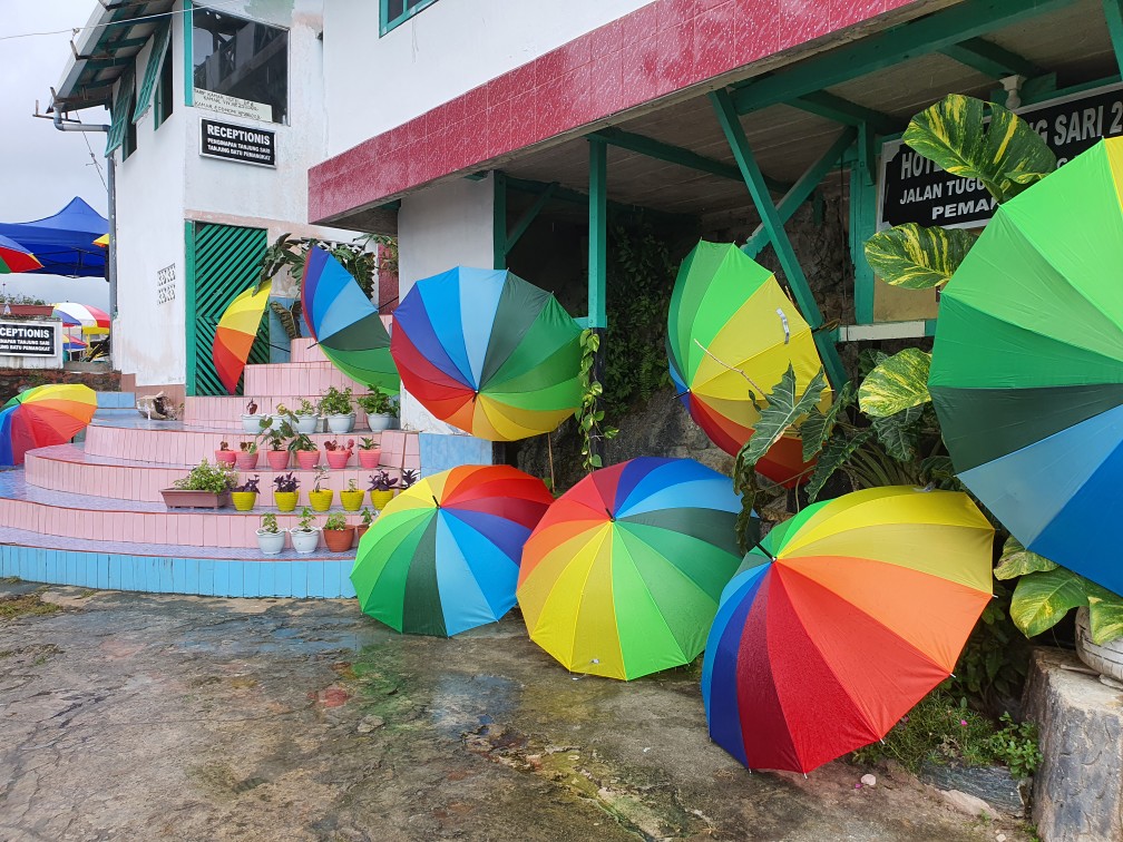 Payung Pelangi Jumbo Rainbow Umbrella 16 Jari Warna Warni Golf Besar