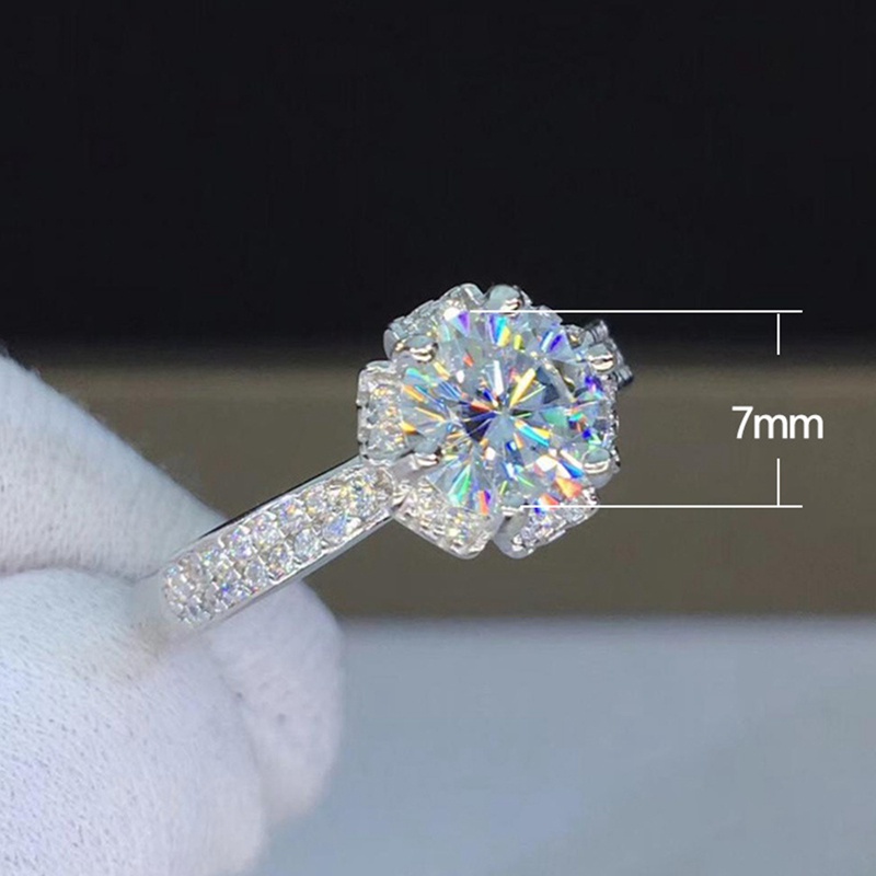 Fancyqube Cincin Cubic Zirconia Shiny Desain Kunci Rendah Untuk Wanita