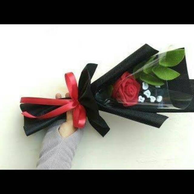 bucket bunga flanel 1 tangkai