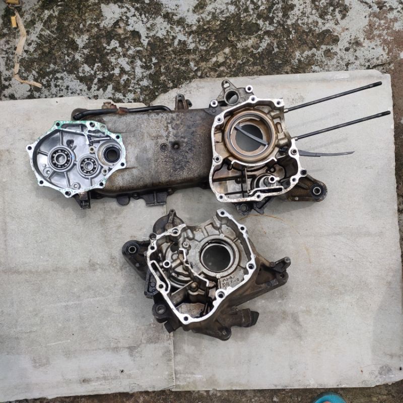 Krengkes crankcase Kanan kiri blok mesin Honda Vario 110 old lama karbu asli original / Vario techno