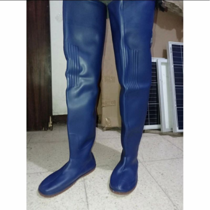 sepatu boot panjang tanpa sambungan karet elastis lentur sepatu boot sawah pertanian boot panjang