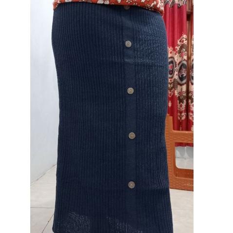 Bagus Dipakai.. ROK SPAN RAJUT KANCING#ROK SPAN RAJUT MURAH