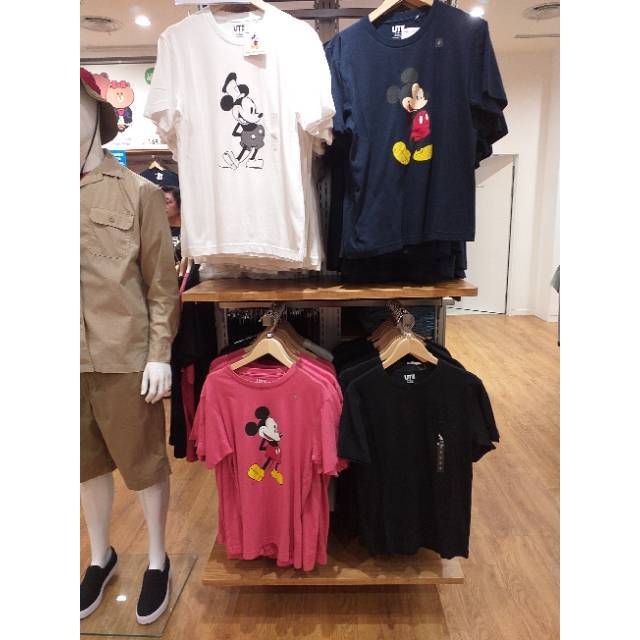 kaos uniqlo mickey mouse