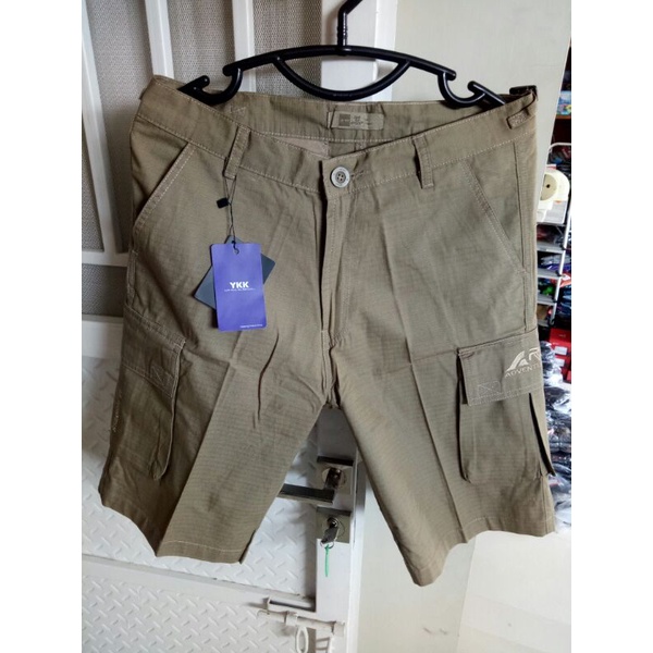 CELANA PENDEK CARGO REI STRINGRAY