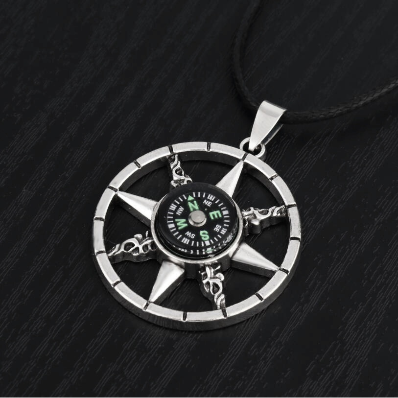 Baru Kompas Tali Kulit Baja titanium Kalung Cowok Dan Cewek Liontin Baja titanium Liontin Pasangan Kalung