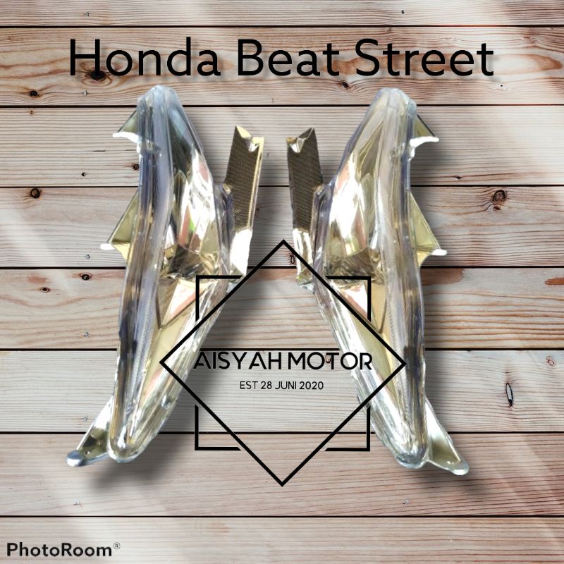 Reflektor Lampu Sen Honda Beat Street Tahun 2017