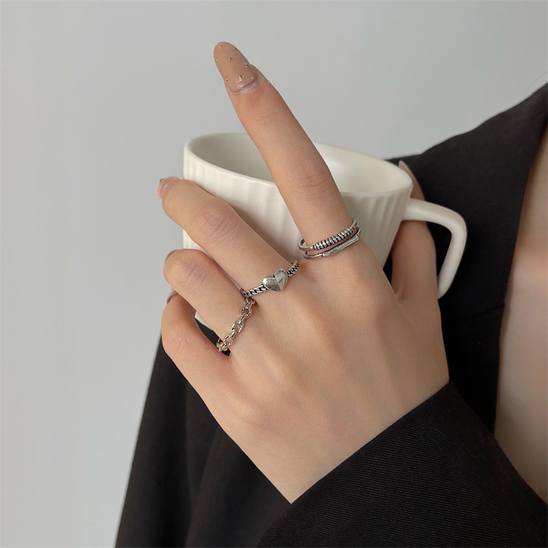 3pcs / Set Cincin Jari Telunjuk Desain Rantai Hati Hollow Untuk Fashion