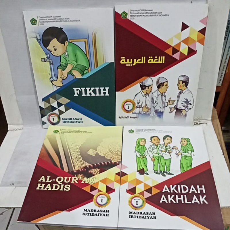 

buku satu set Madrasah ibtidaiyah kelas 1 2020