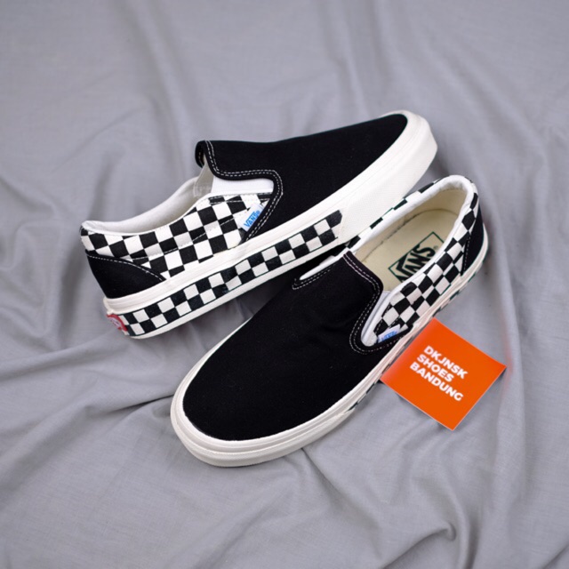 vans checkerboard sidewall