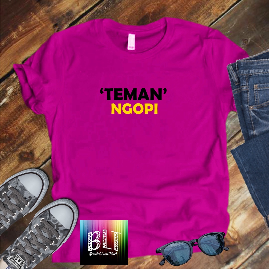 COD/KAOS TEMAN NGOPI 2 WARNA/KAOS TERLARIS KUALTAS TERJAMIN/KAOS PRIA DISTRO HIT/KAOS BANDUNG/KAOS KEREN/KAOS MURAH//KAOS DISTRO/KAOS BERGAMBARKAOS DISTRO/KAOS PRIA DAN WANITA/KAOS KATA KATA LUCU/KAOS VIRAL/KAOS PROMO