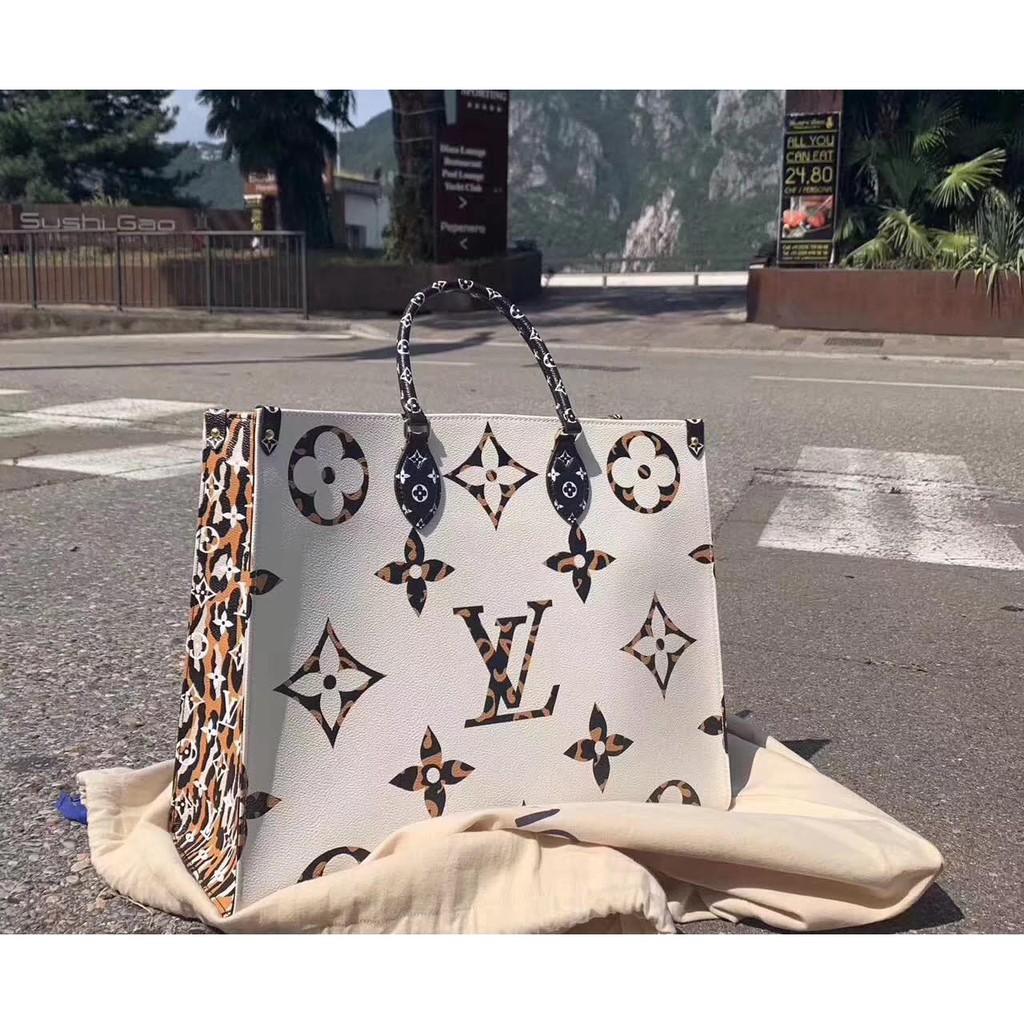 NEW 13 - BAG MIRROR ONTHEGO