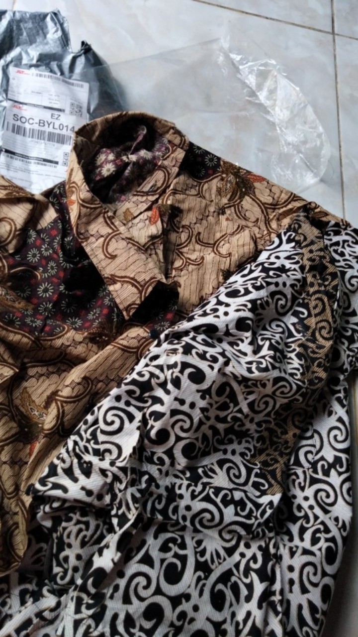 Atasan Hem Kemeja Baju Batik Lengan Pendek Fashion Kerja Pria Cowo Cowok Laki Laki Murah Terbaru