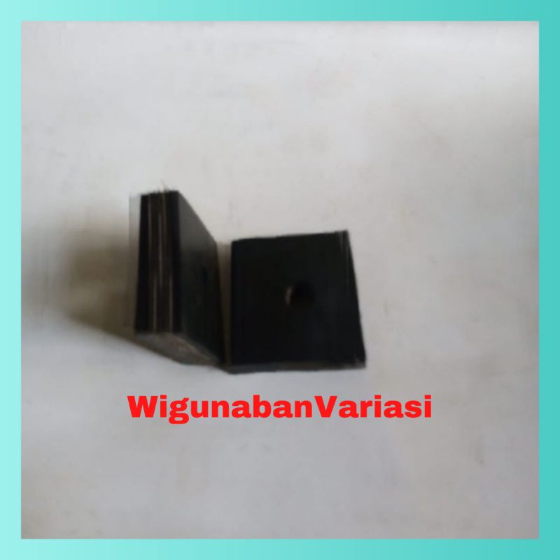 Karet Ganjal Body Bak Model Kotak Karet Kabin L300 Futura T120 Tebal 1 cm sd 1.5 cm Harga Per Pcs